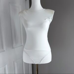 Zara White Sleeveless Bodysuit